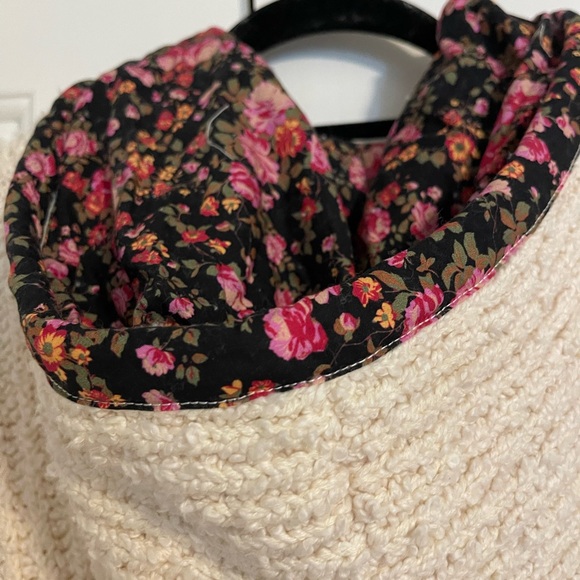 Free People Petals Hoodie NWT - Picture 9 of 11